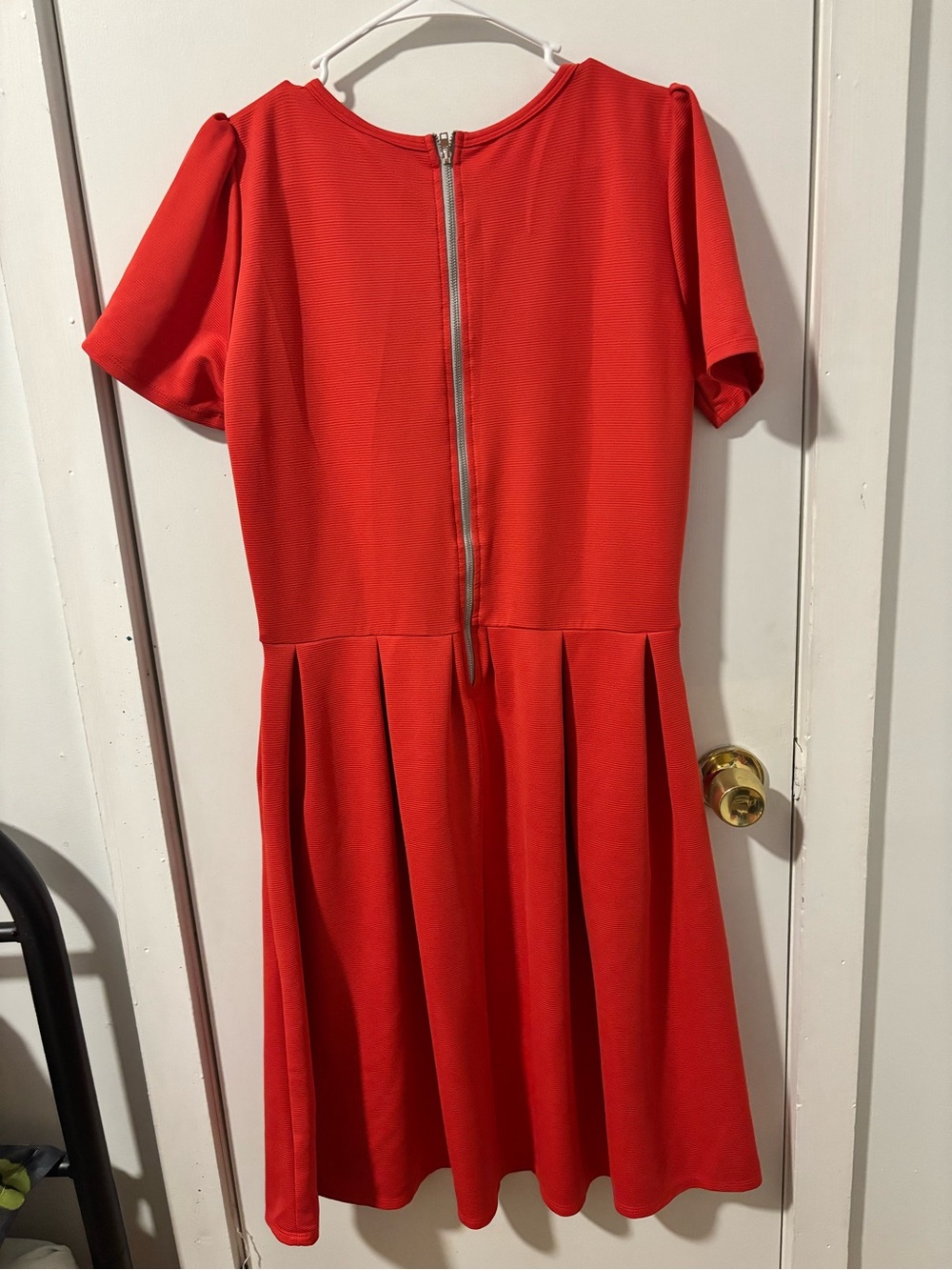 Women’s Red Pleated Short Sleeve Dress - Picture 2 of 3